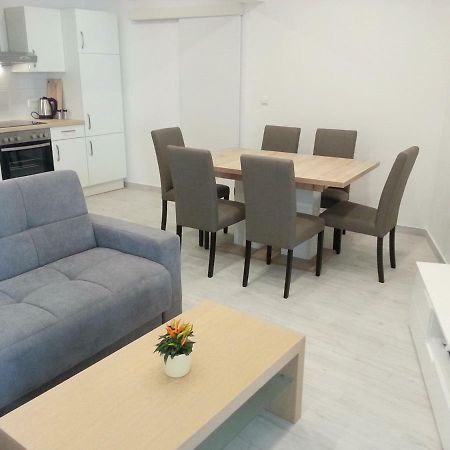 Apartment Rika 오미스 외부 사진